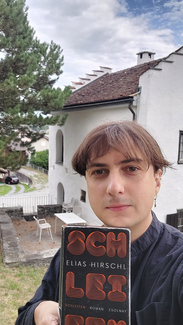 Elias Hirschl: Derzeitiger "Artist-in-Residence" im Turmhaus auf der Shortlist des Deutschen Buchpreises 2026