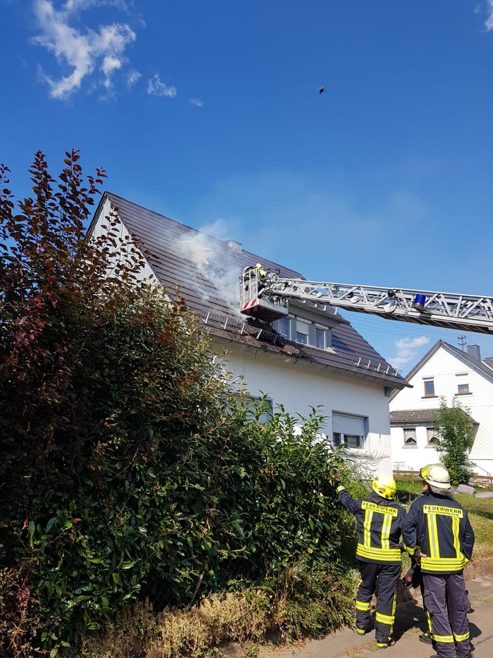 POL-PDMT: Hachenburg Dachstuhlbrand