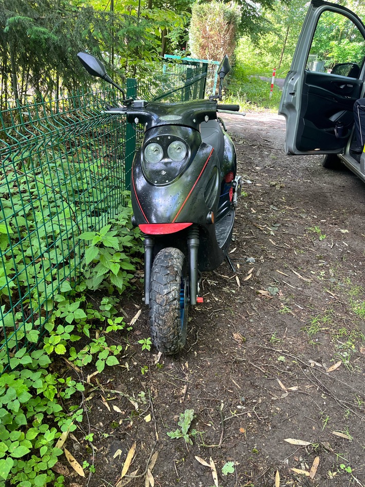 POL-GT: Wer vermisst diesen Motorroller?