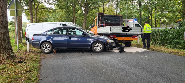 FFW Schiffdorf: Verkehrsunfall Lavener Straße: Drei beteiligte Fahrzeuge