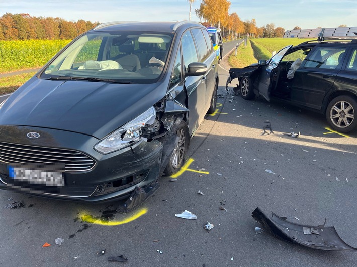 POL-COE: Lüdinghausen, Tüllinghoff/ Autos kollidieren