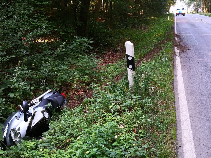 POL-NI: Kradfahrer nach Kollision mit Reh ins Krankenhaus