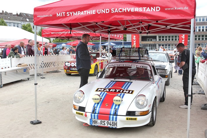 Überragendes Medien-Echo auf Revival der Olympia-Rallye &#039;72 / KÜS kümmerte sich um Sicherheit von Teilnehmern und Fahrzeugen / KÜS unterstützte die PR-Betreuung mit dem historischen PR-Bus von 1972