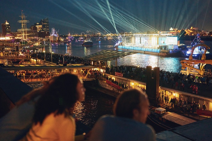 Top-Acts auf 11 Bühnen, neue Programmpunkte und ein Weltrekordversuch/ 837. Hafengeburtstag Hamburg - Liverpool als internationaler Partner