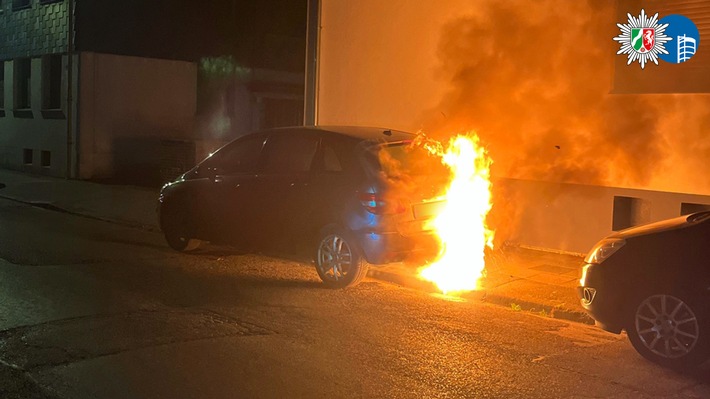 POL-OB: Zeugenaufruf nach mutmaßlicher Brandstiftung an Pkw