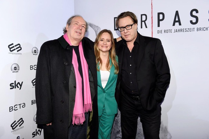 Umjubelte Deutschlandpremiere der neuen Sky Original Production "Der Pass" in München
