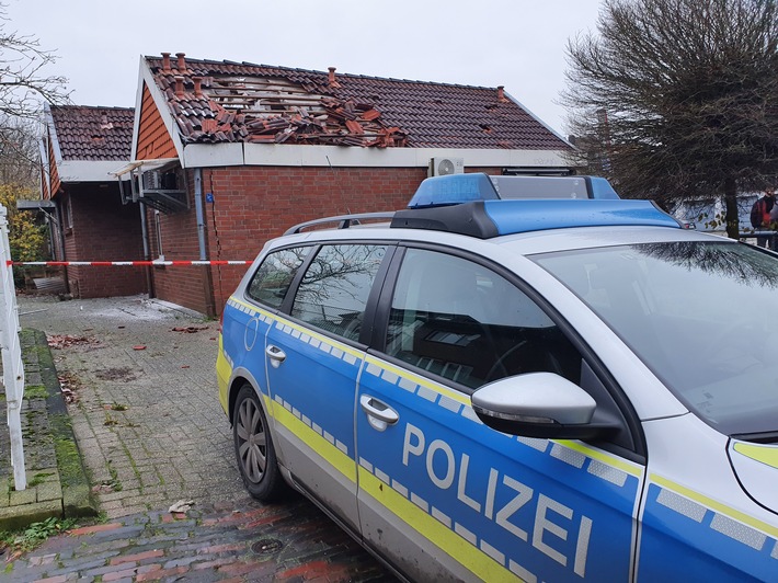 POL-WHV: Explosion in einer Metzgerei in Wilhelmshaven - Brandursachenermittlungen dauern an, Ursache derzeit unklar - Polizei bittet die Bevölkerung um Mithilfe und um Hinweise