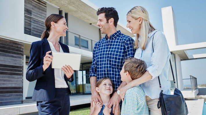 Immobilienmakler und -suchende zusammenbringen / DTM Deutsche Tele Medien launcht neues Angebot ihre-branchenexperten.de/immobilienmakler mit unabhängigem Anbieterranking