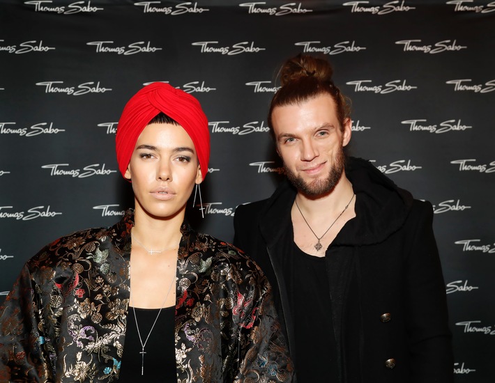 Frühjahr/Sommer-Neuheiten von THOMAS SABO bringen Nürnberger Rathaussaal zum Glänzen (FOTO)