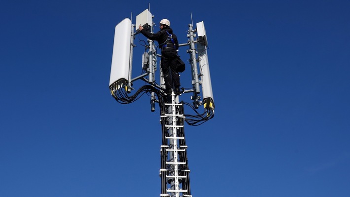 Telekom treibt Mobilfunkausbau in Sinzing voran
