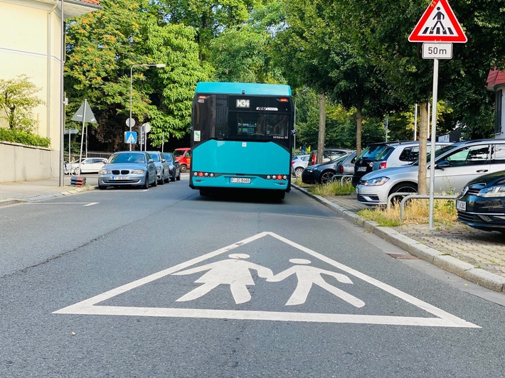 Schulwegtraining in den Ferien - So üben Eltern mit ihren Kindern den Schulweg