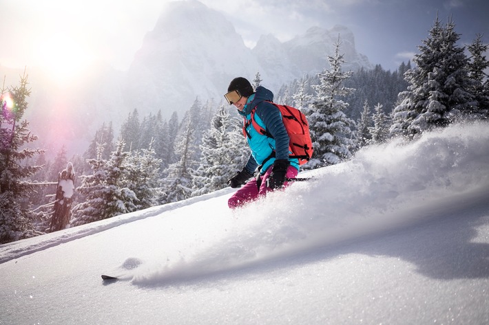 Die Hüttengaudi kann kommen: Jetzt vorsorgen und den nächsten Skiurlaub sorglos genießen