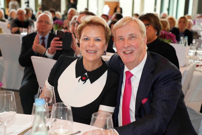 Mestemacher: 70. Geburtstag und kirchliche Trauung nach 44 Ehejahren - Albert und Prof. Dr. Ulrike Detmers feiern