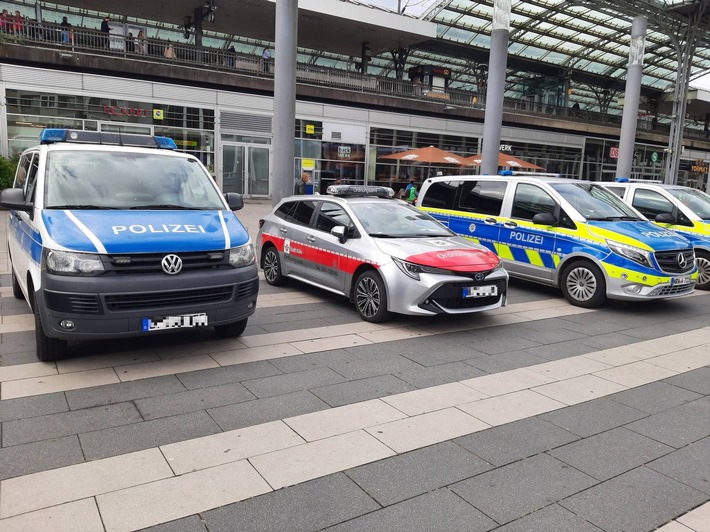 BPOL NRW: Gemeinsamer Schwerpunkteinsatz des Polizeipräsidiums Köln und der Bundespolizei in Köln