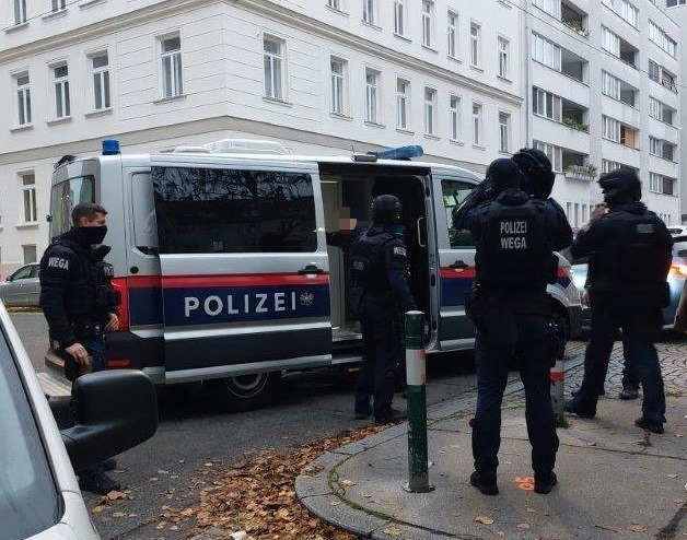 Bundespolizeidirektion München: Gesuchter Schleuser in Wien festgenommen - Erfolgreiche internationale Zusammenarbeit mit Tschechien und Österreich