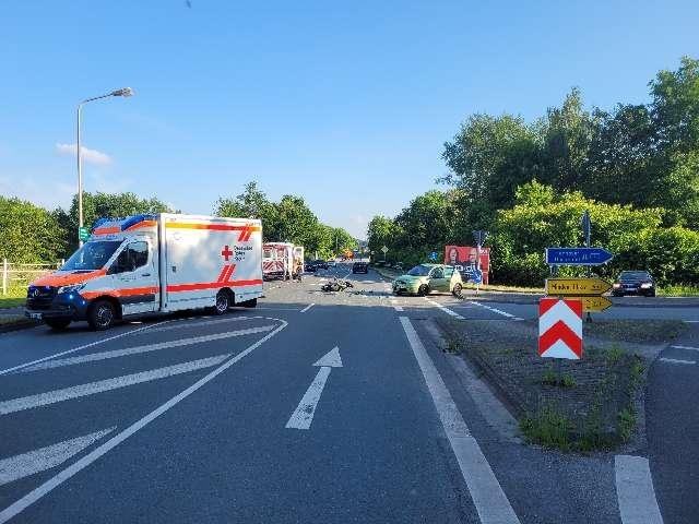 POL-NI: Bückeburg - Verkehrsunfall mit zwei schwer und einer leicht verletzten Person