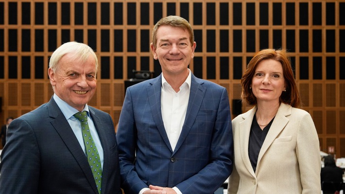 WDR-Rundfunkrat verabschiedet Jörg Schönenborn als Programmdirektor