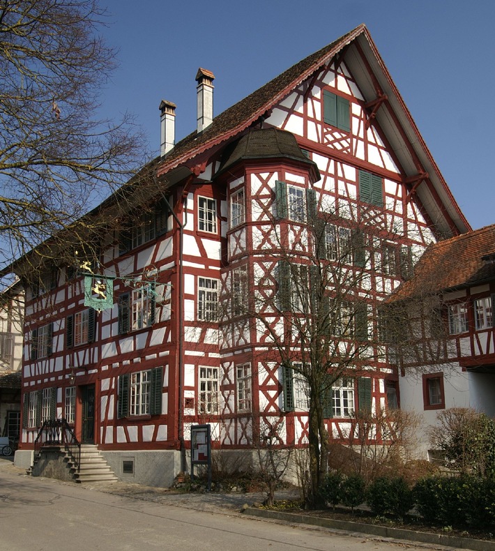 Der Gasthof zum Hirschen in Oberstammheim ist &quot;Historisches Hotel des Jahres 2014&quot; / Das Jugendstil-Hotel Paxmontana in Flüeli-Ranft erhält den Spezialpreis 2014 (BILD)