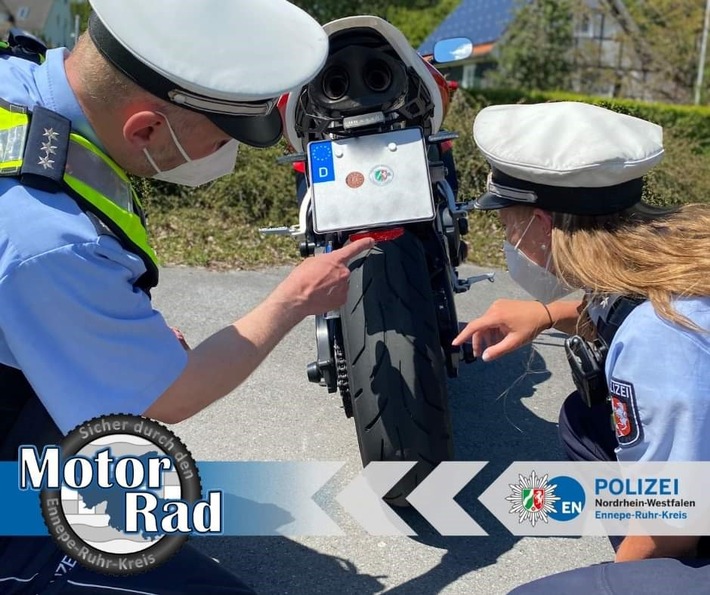 POL-EN: Sprockhövel- Auftakt zur Motorradsaison