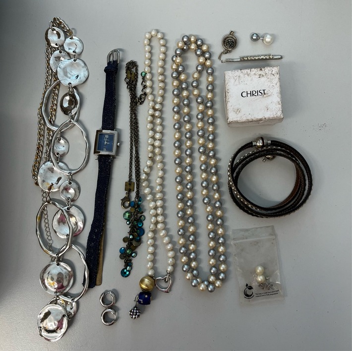 POL-COE: Coesfeld, Borkener Straße/Schuck gefunden - Eigentümer gesucht