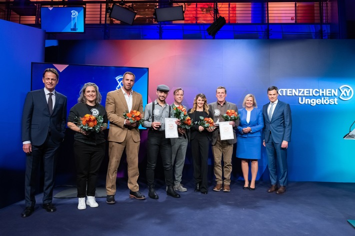 XY-Preis 2022: Bundesinnenministerin Nancy Faeser ehrt Bürger für Zivilcourage (FOTO)
