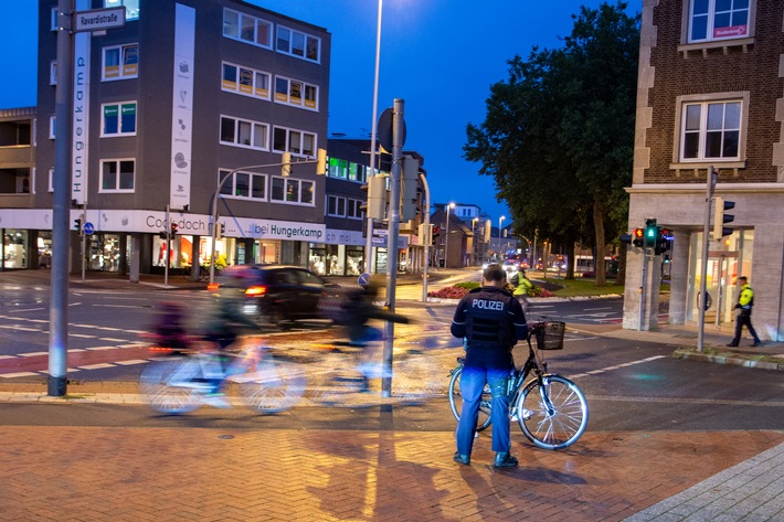 POL-BOR: Kreis Borken - Ohne Licht und auf der falschen Seite: Fahrradkontrolltag zeigt Verstöße auf