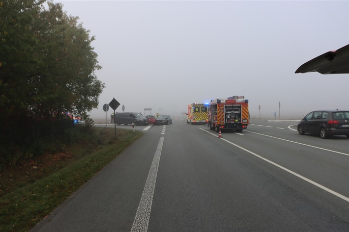 POL-HX: Die Vorfahrt missachtet - PKW-Fahrerin verletzt
