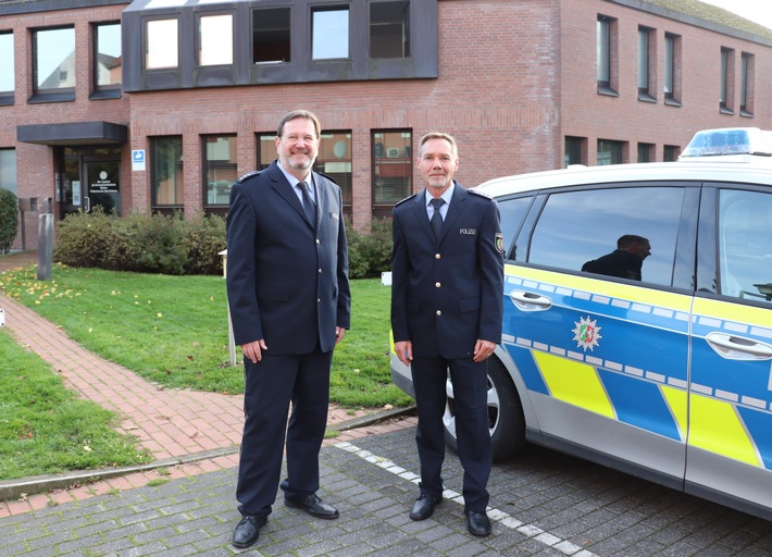 POL-HX: Alfred Menzel ist neuer Leiter der Polizeiwache Bad Driburg