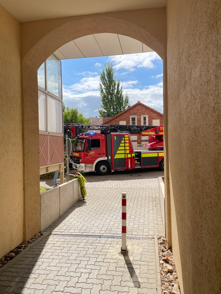 FW Lehrte: Brennender Backofen brannte nicht