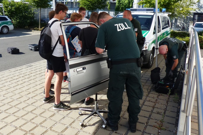 HZA-SW: Einladung an Medienvertreter*innen und interessierte Bürger*innen / Medientermin zum Tag der offenen Tür des Zolls in Dettelbach am 7.7.2022 - 12:30 Uhr