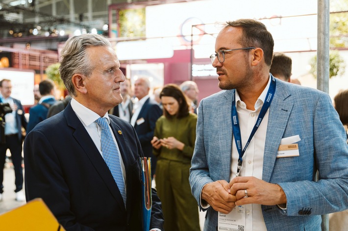 Stadt Stuttgart treibt einfaches Bauen voran / Drees & Sommer plant Gebäudetyp E-Neubau am Hauptsitz zur Eigennutzung