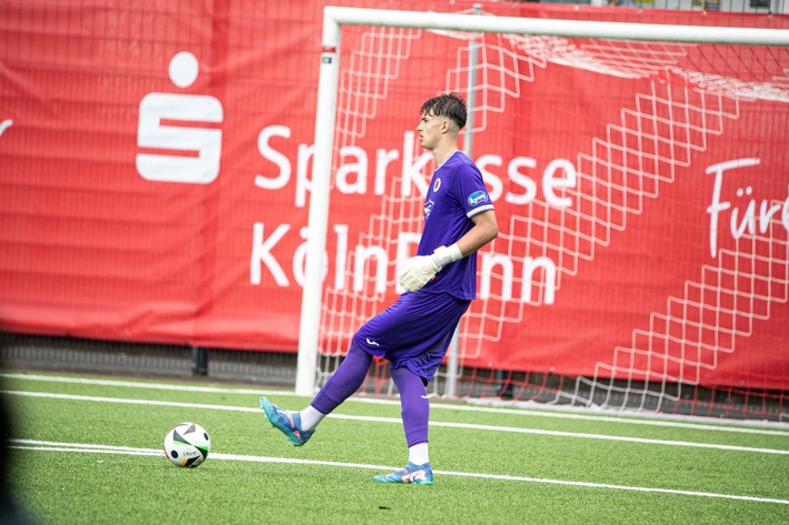 Sparkasse KölnBonn weitet Förderung von Viktoria Köln aus