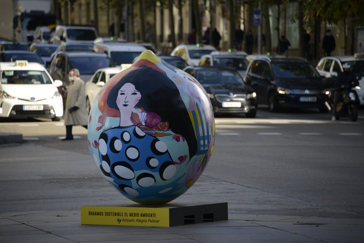 Die Lemon Art Exhibition Tour und ihre Riesenzitronen starten ihre Tour durch die großen europäischen Hauptstädte in Deutschland