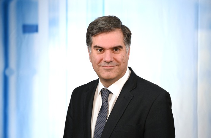Vicente Poveda wird Key Account Manager International bei der dpa. Weiterer Text über ots und www.presseportal.de/nr/8218 / Die Verwendung dieses Bildes ist für redaktionelle Zwecke honorarfrei. Veröffentlichung bitte unter Quellenangabe: "obs/Marcus Brandt, dpa"