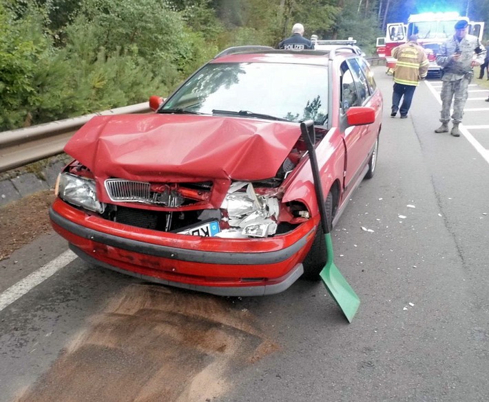 POL-PPWP: Kaiserslautern: Unfall durch Unaufmerksamkeit