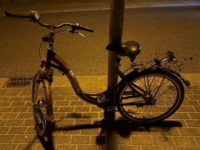 POL-HK: Soltau: Fahrten unter Drogen; Buchholz (Aller): Einbruch in Einfamilienhaus; Schwarmstedt: Einbruch in Schule; Soltau: Eigentümer von Fahrrad gesucht (Foto)
