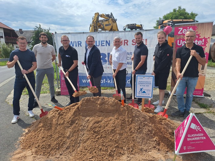 Telekom startet Glasfaserausbau in Karlstadt