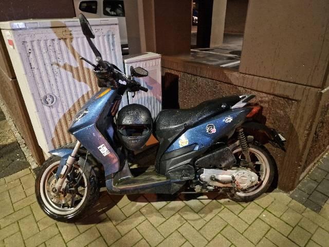 POL-WHV: Eigentümer eines aufgefundenen Rollers gesucht