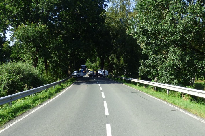 POL-CE: Eversen (LK Celle) - Frontalzusammenstoß auf der Landesstraße 240 mit drei Leichtverletzten