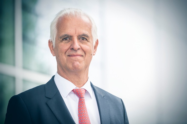 Meurer zu Anerkennungszahlen ausländischer Abschlüsse: "Internationalen Pflegekräften den roten Teppich ausrollen." / Anerkennungsverfahren müssen jetzt deutlich beschleunigt werden