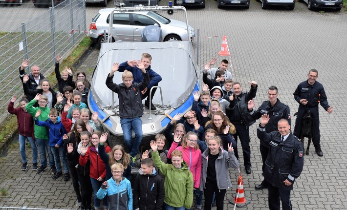 POL-NI: Nienburg-Zukunftstag bei der Polizeiinspektion in Nienburg