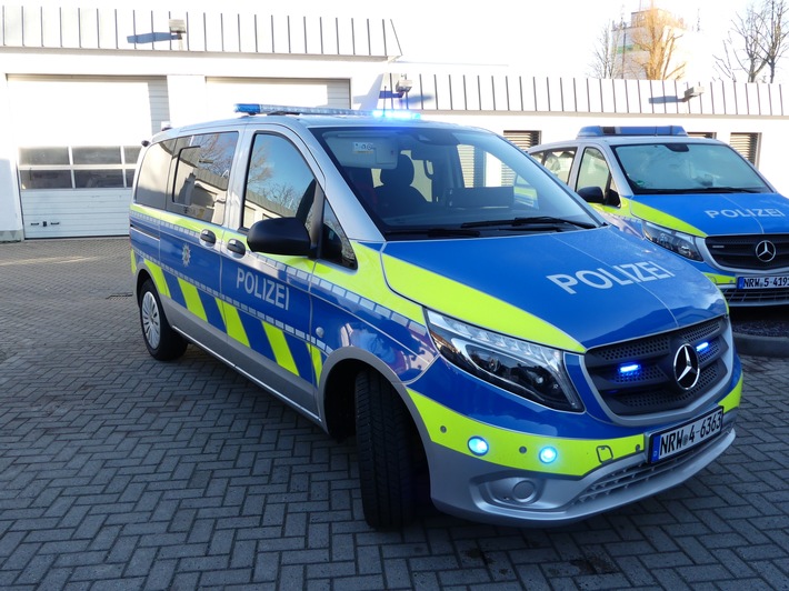 POL-SO: Kreis Soest - Mercedes Vito im Streifendienst