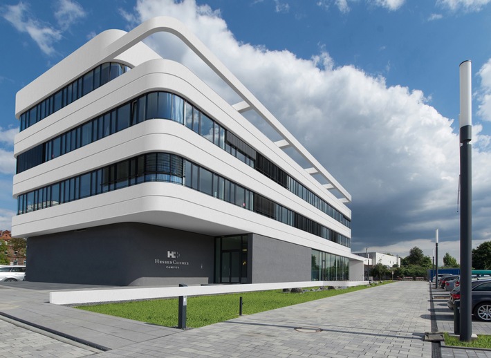 Schön und Energieeffizient / Pünktlich zur Fertigstellung des HessenChemie Campus stellt der Arbeitgeberverband honorarfreie Pressebilder zur Verfügung (FOTO)