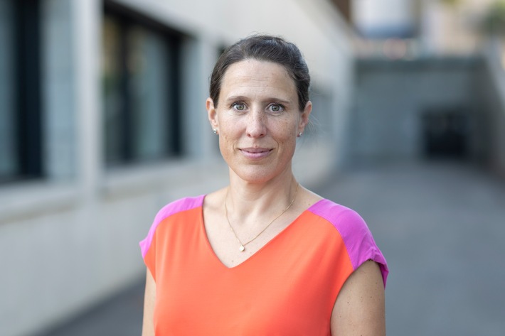 FHNW; Hochschule für Architektur, Bau und Geomatik: Prof. Nora Dainton leitet ad interim das Institut Digitales Bauen der Hochschule für Architektur, Bau und Geomatik FHNW