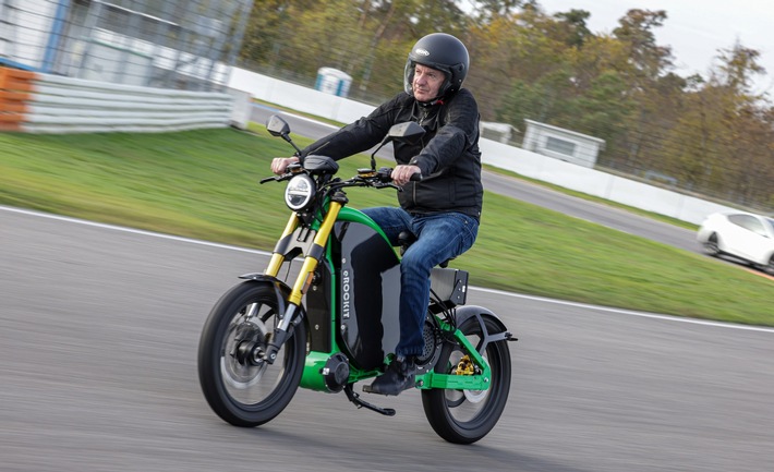 Das schnellste "Fahrrad" der Welt beim e4 Testival 2022 am Hockenheimring