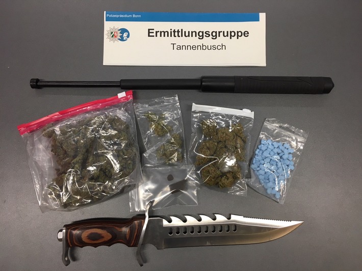 POL-BN: Bonn-Tannenbusch: Mutmaßlicher Drogendealer bei Fahrzeugkontrolle festgenommen