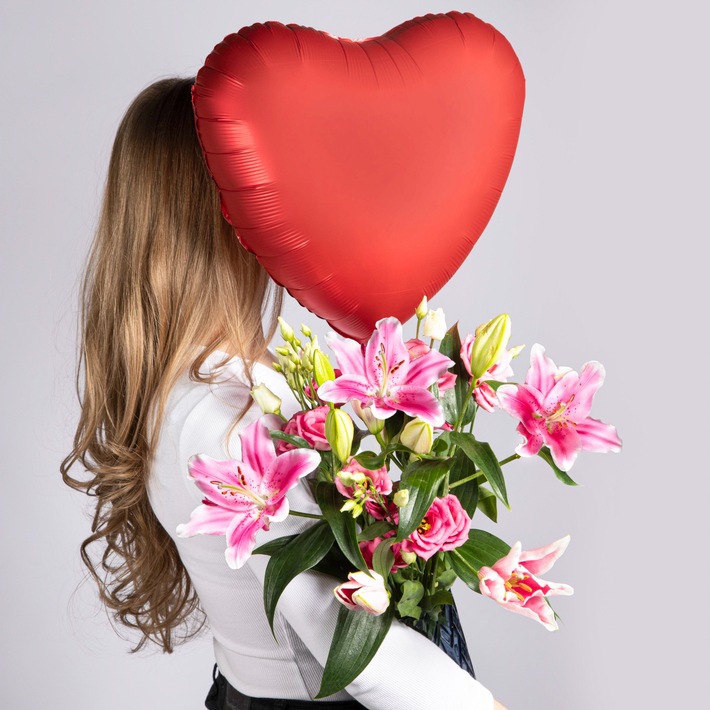Valentinstag 2022 mit Blumen so vielfältig und bunt wie die Liebe / Mit einem Blumenabo von Bloomy Days langfristig Herzen erobern