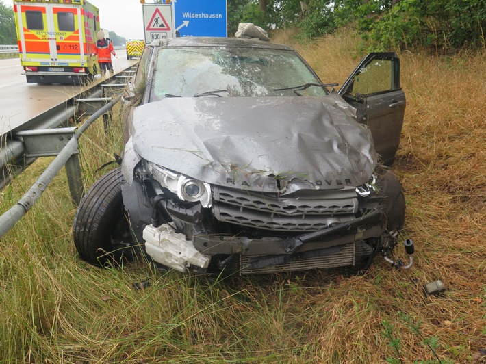 POL-DEL: Autobahnpolizei Ahlhorn: Verkehrsunfall mit hohem Sachschaden und zwei Verletzten auf der Autobahn 1 in Großenkneten