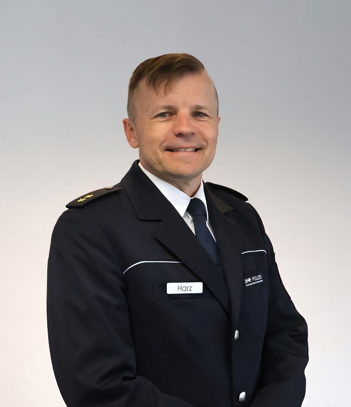 POL-KA: (KA) Karlsruhe - Polizeioberrat Adrian Harz übernimmt Leitung des Polizeireviers Karlsruhe-Südweststadt