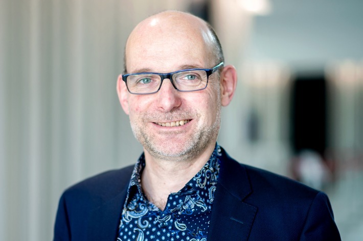 Michael Evers wird zum 1. August 2021 neuer dpa-Regionalbüroleiter in Westeuropa. / Weiterer Text über ots und www.presseportal.de/nr/8218 / Die Verwendung dieses Bildes ist für redaktionelle Zwecke unter Beachtung ggf. genannter Nutzungsbedingungen honorarfrei. Veröffentlichung bitte mit Bildrechte-Hinweis.